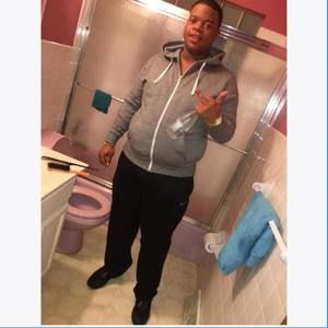 Meet your Posher, Dominick